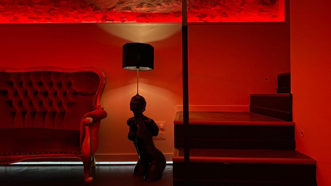 Nouveau - Luxure - Secret Suite - Jacuzzi 默伦 外观 照片